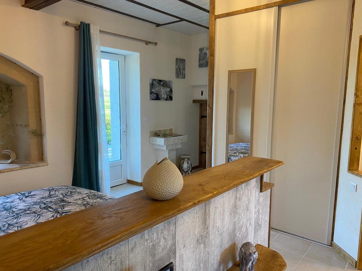 L'Anagramme, Chambres, Table D'Hotes Et Gite Pour Adultes, Naturistes Ou Non ! Cindre Εξωτερικό φωτογραφία