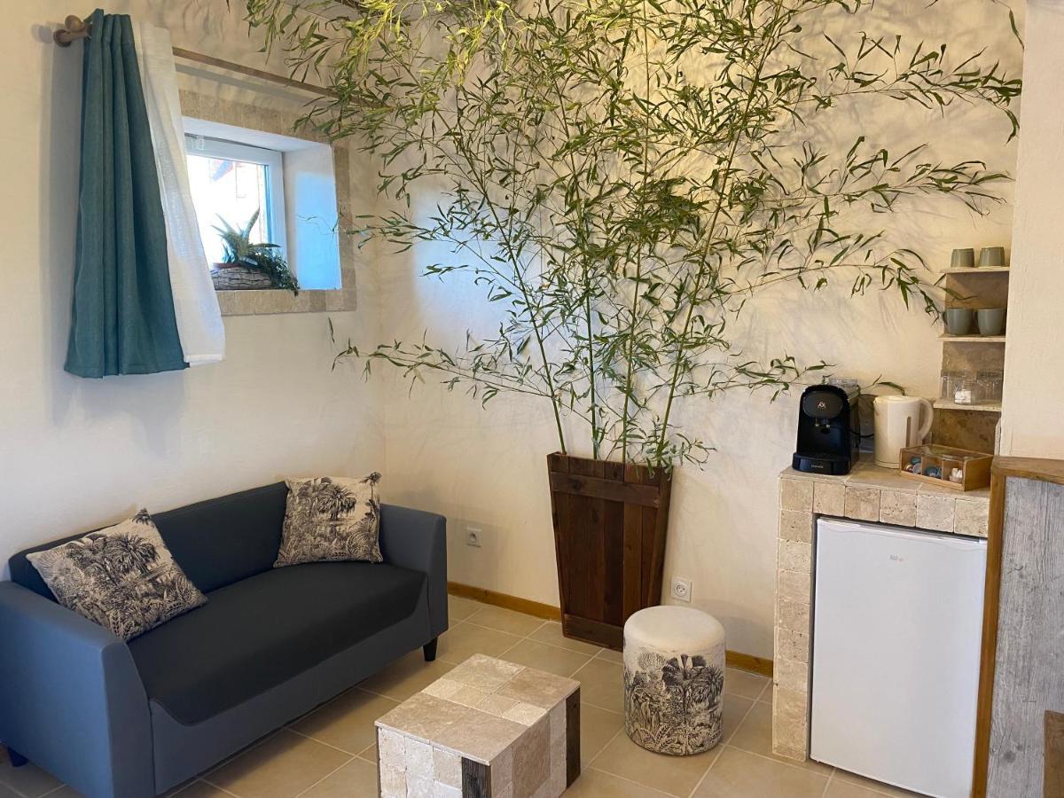 L'Anagramme, Chambres, Table D'Hotes Et Gite Pour Adultes, Naturistes Ou Non ! Cindre Εξωτερικό φωτογραφία